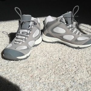 Hi-tec vibram hiking boots